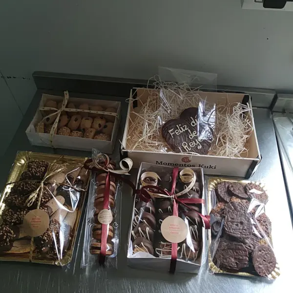 Cesta grande galletas