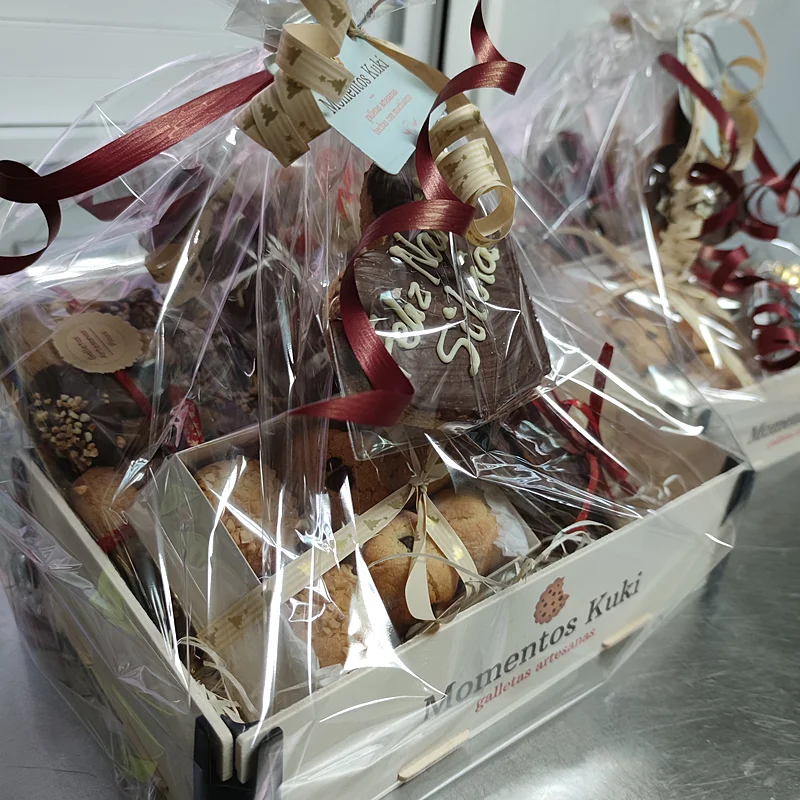 Cesta mediana galletas mantequilla